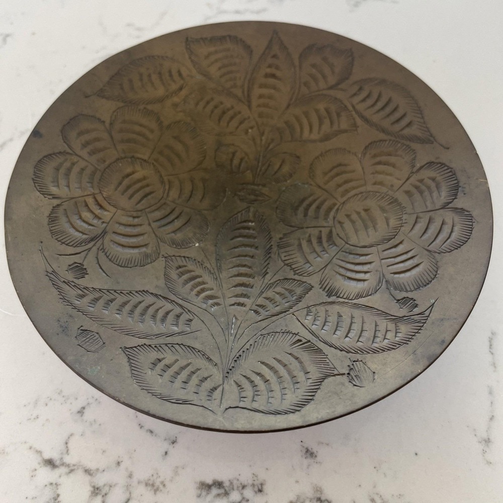 Vintage India Brass Engraved Floral Trinket Dish Catchall Pedestal Bowl 5" Boho